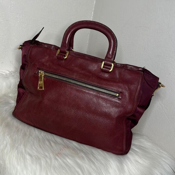 💯Authentic Prada Two-Way Handbag🍀 - Picture 4 of 17